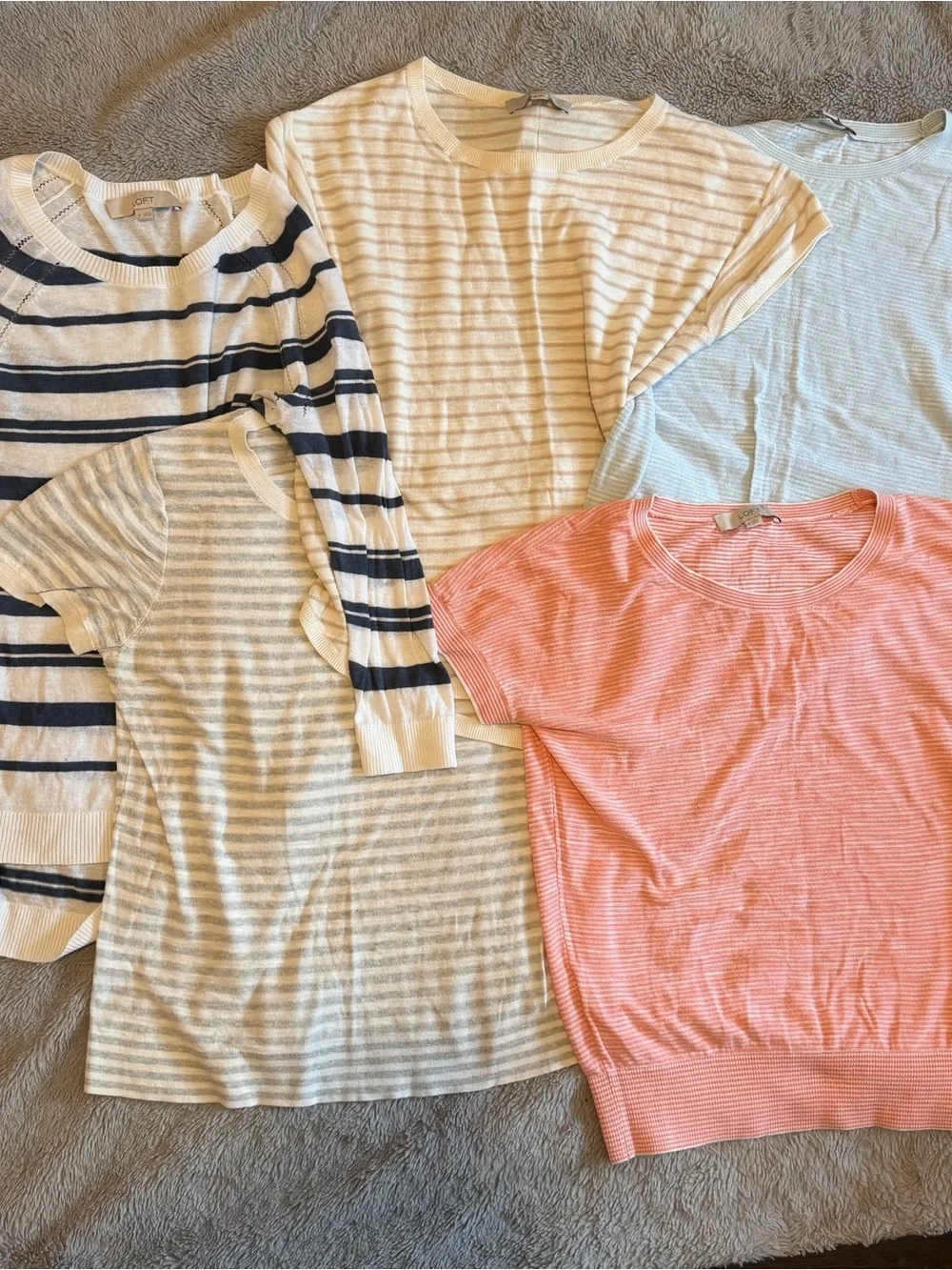 LOFT Lot of 5 Striped Pattern Tops Womens Medium Shirt Set 100% Cotton Knit Mix - Picture 1 of 11